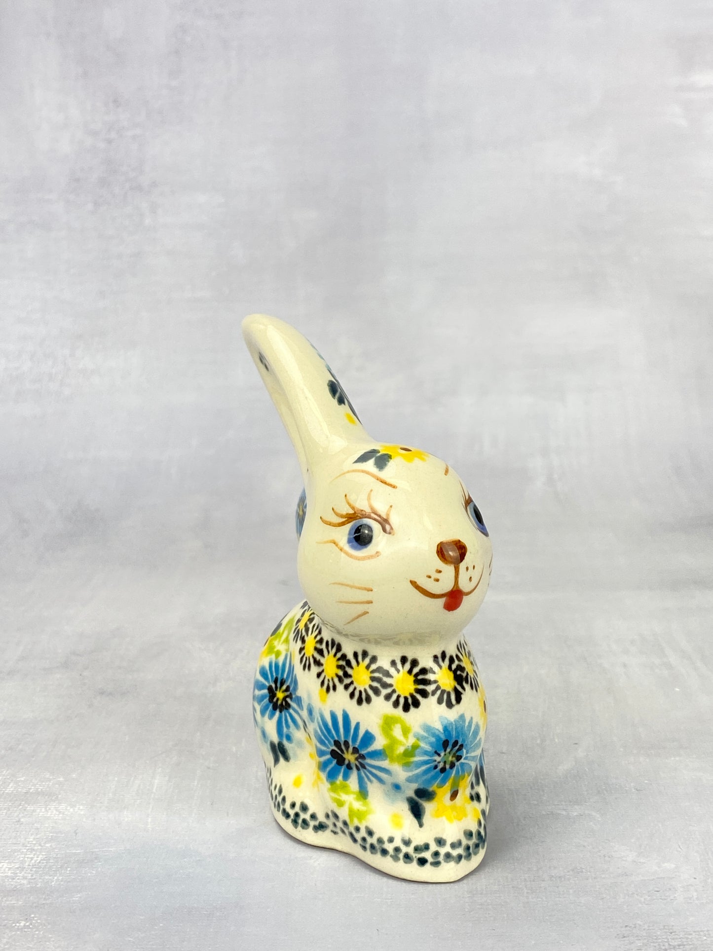 Bunny Figurine - Shape V412 - Blue Chicory