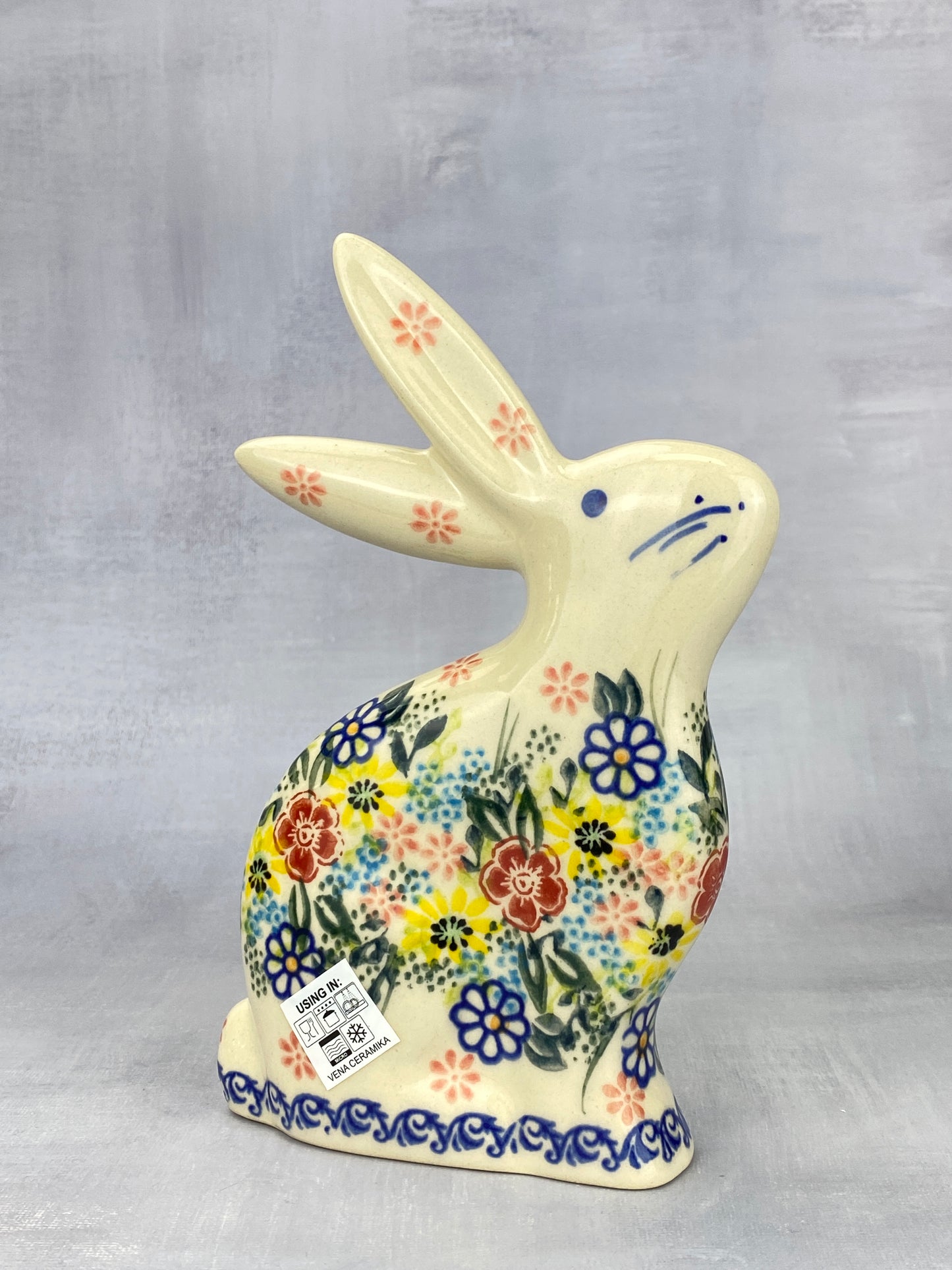 Tall Vena Bunny - Shape V613 - Little Daisies