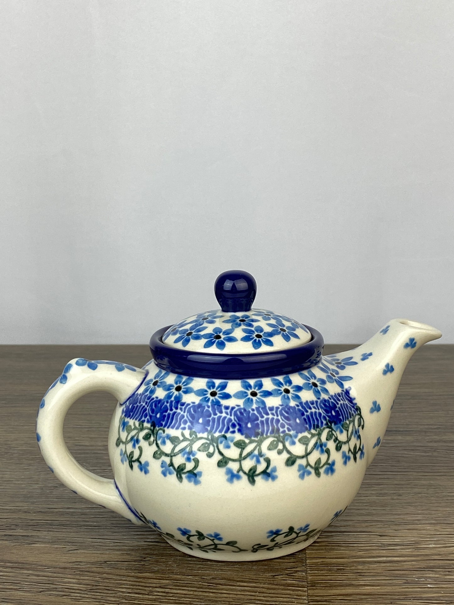 One Cup Teapot - Shape 120 - Pattern 1932