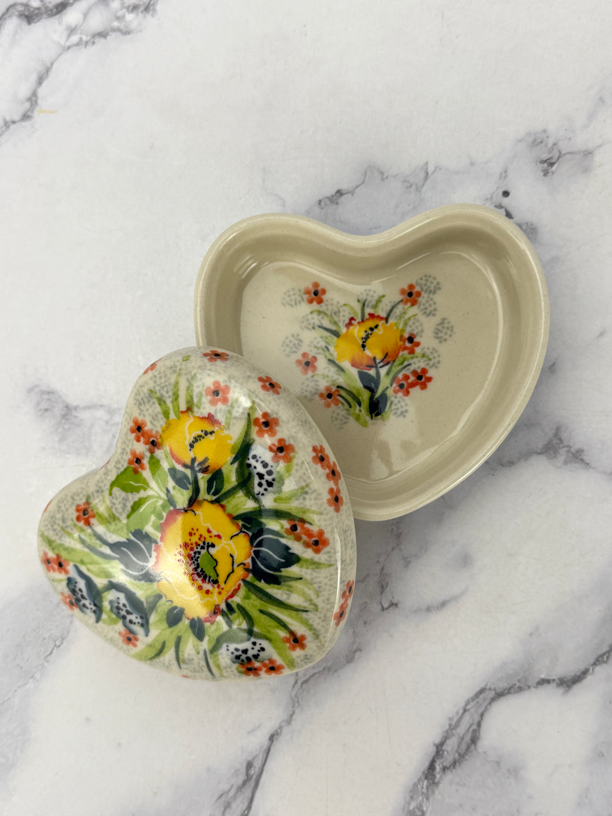 Covered Unikat Heart Dish - Shape G95 - Pattern U5273