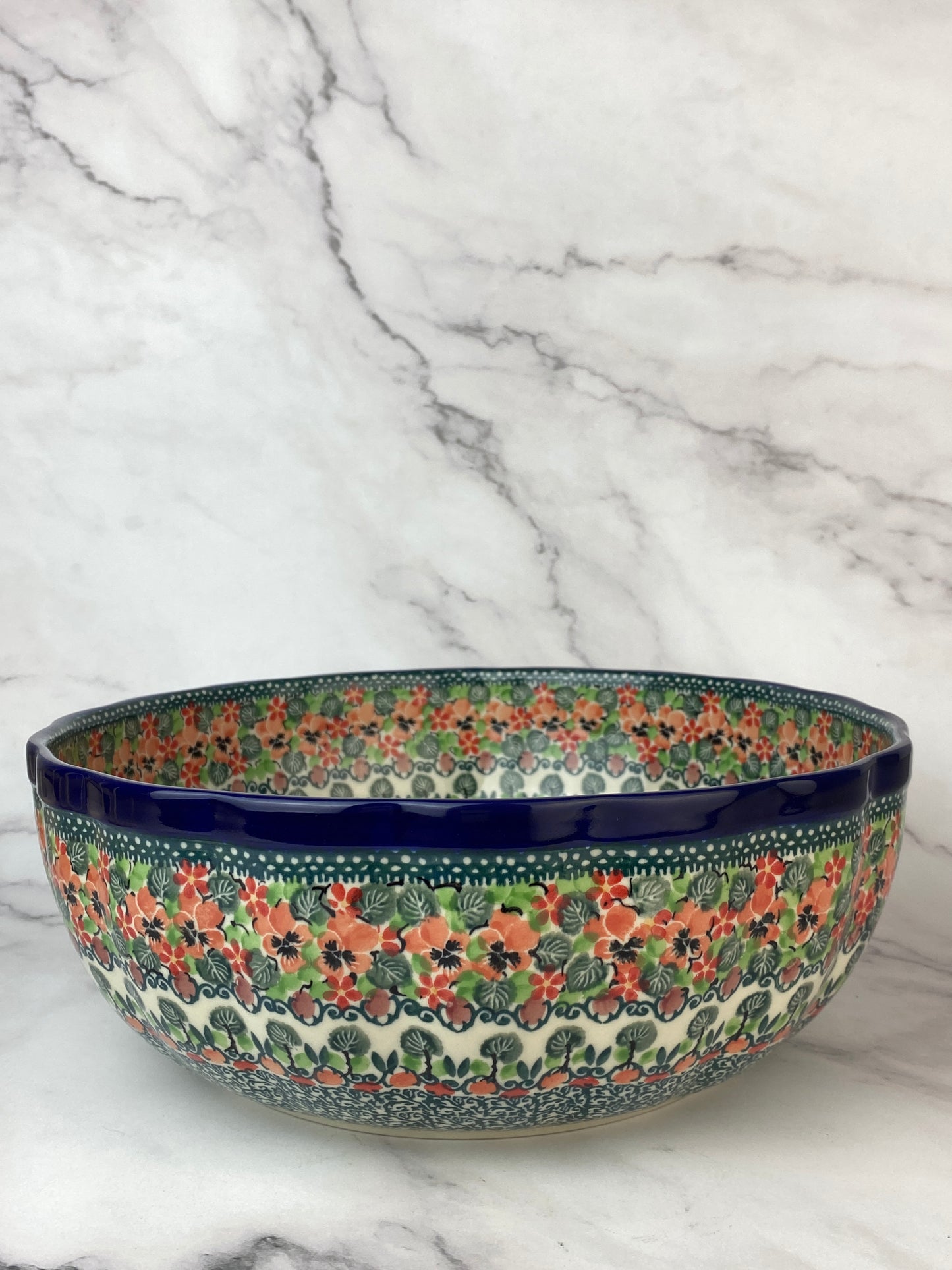 11" Wavy Unikat Serving Bowl - Shape 013 - Pattern U4797