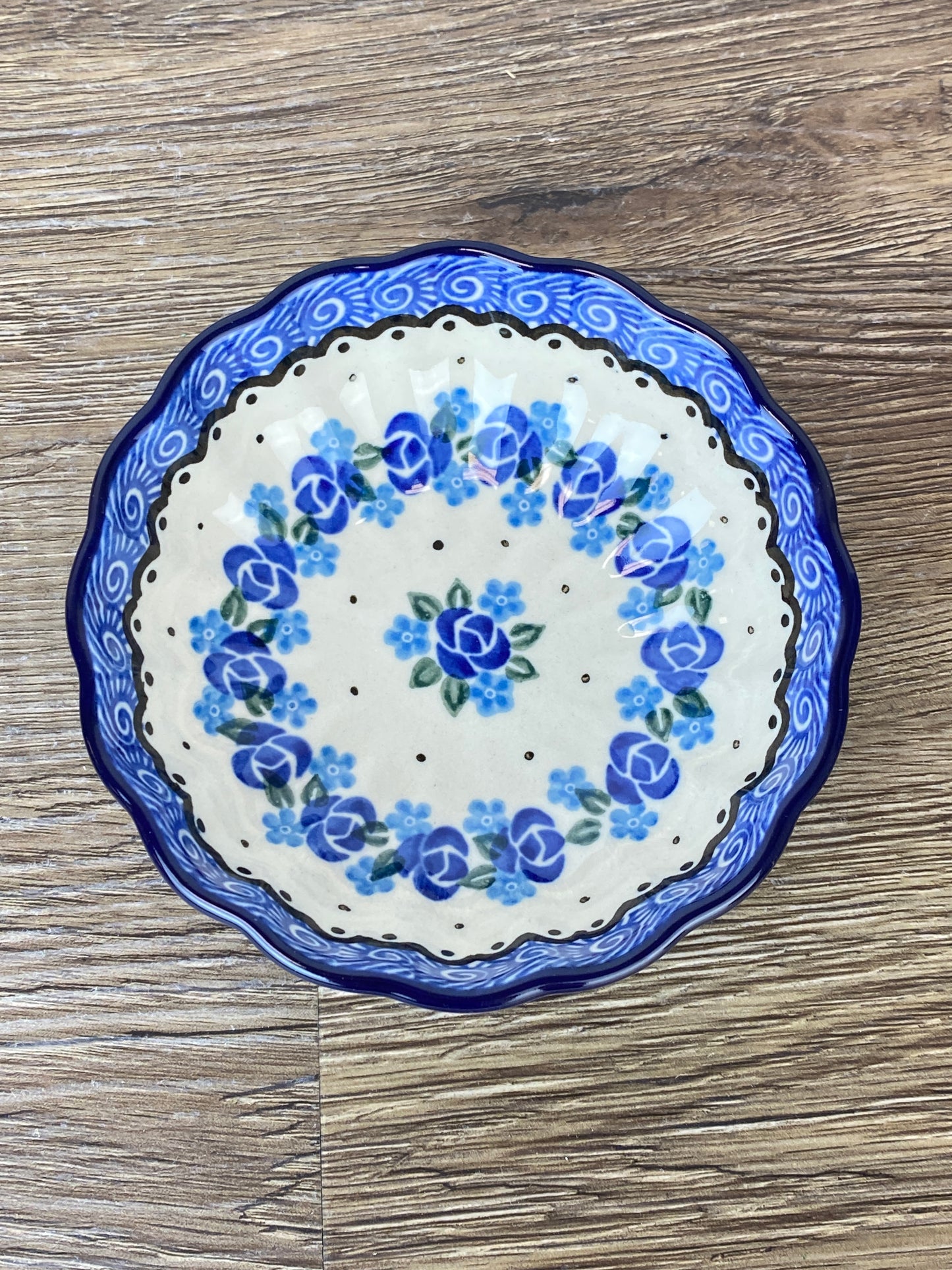 4.5" Scalloped Bowl - Shape 23 - Pattern 882