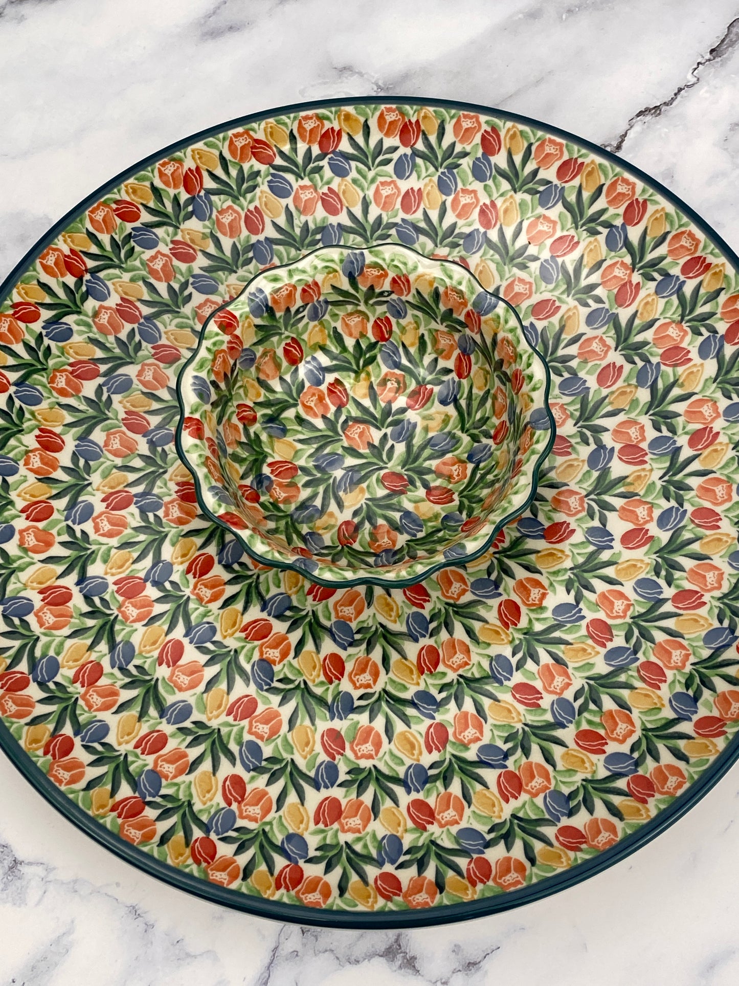 14" Round Unikat Platter - Shape 265 - Pattern U4226