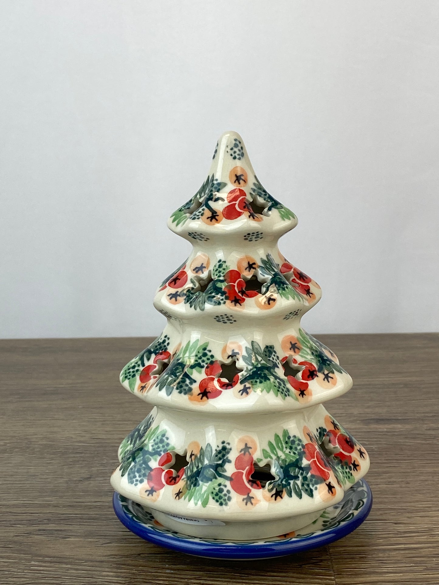 SALE Medium Christmas Tree - Shape 513 - Pattern 1414