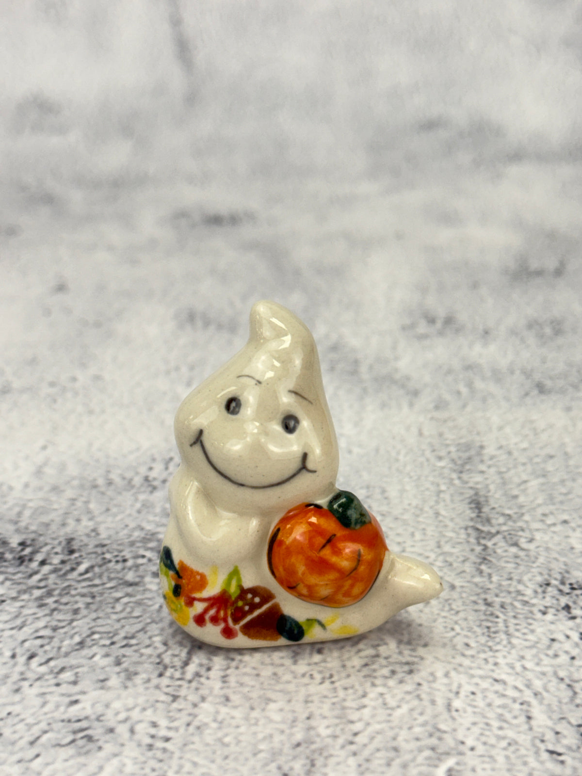Vena Mini Ghost - Shape V616 - Acorn