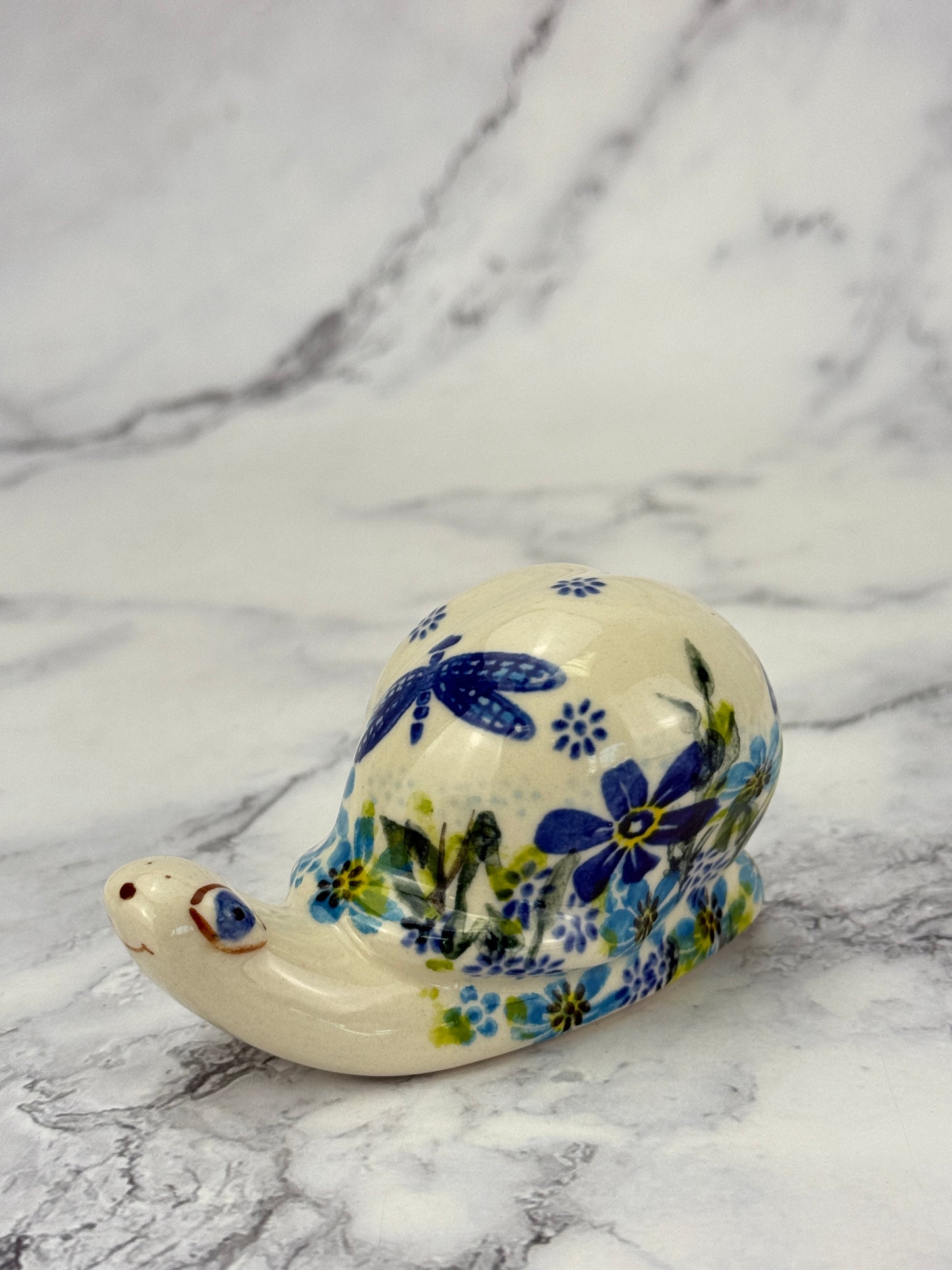 Snail Figurine - Shape V415 - Pattern Dragonfly Drift