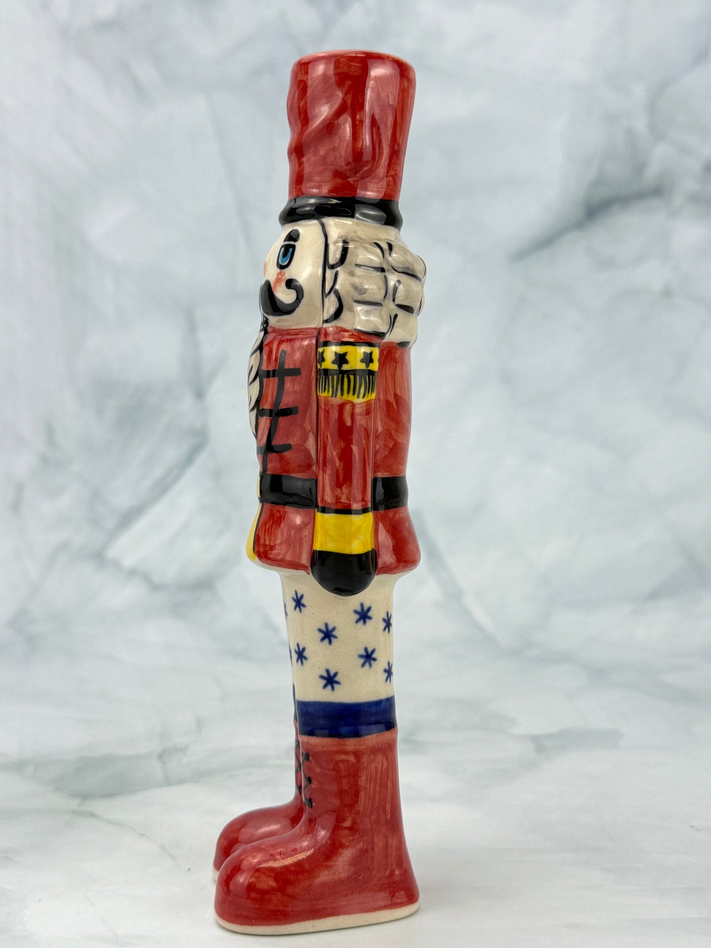 HOLIDAY SPECIAL Vena Medium Nutcracker Figurine - Shape V654 - Stars