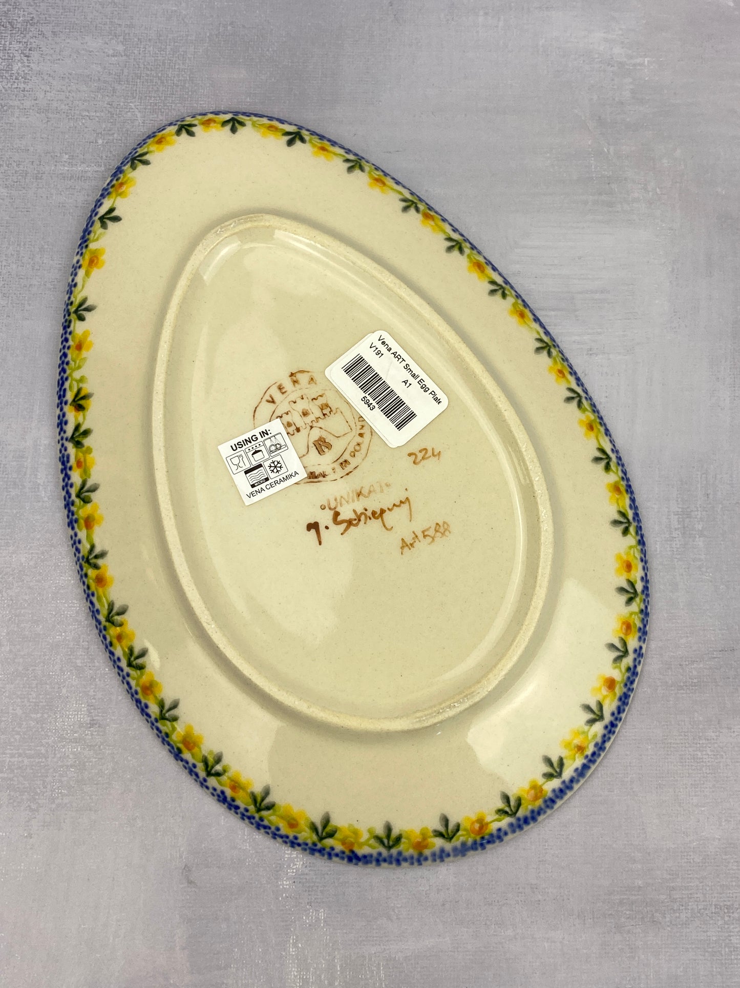 Small Egg Shaped Platter - Shape V191 - Yellow Bunny