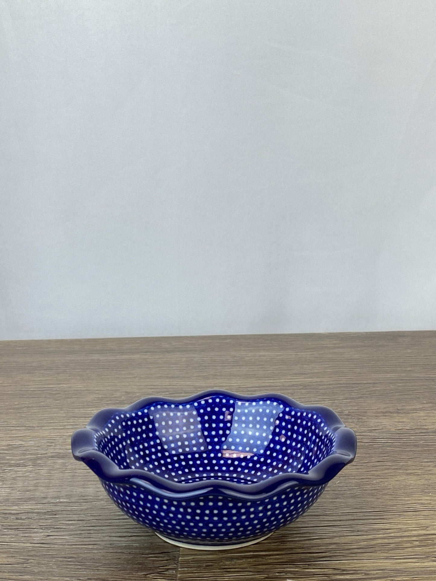 Unikat Small Ruffled Bowl - Shape 627 - Pattern U1123