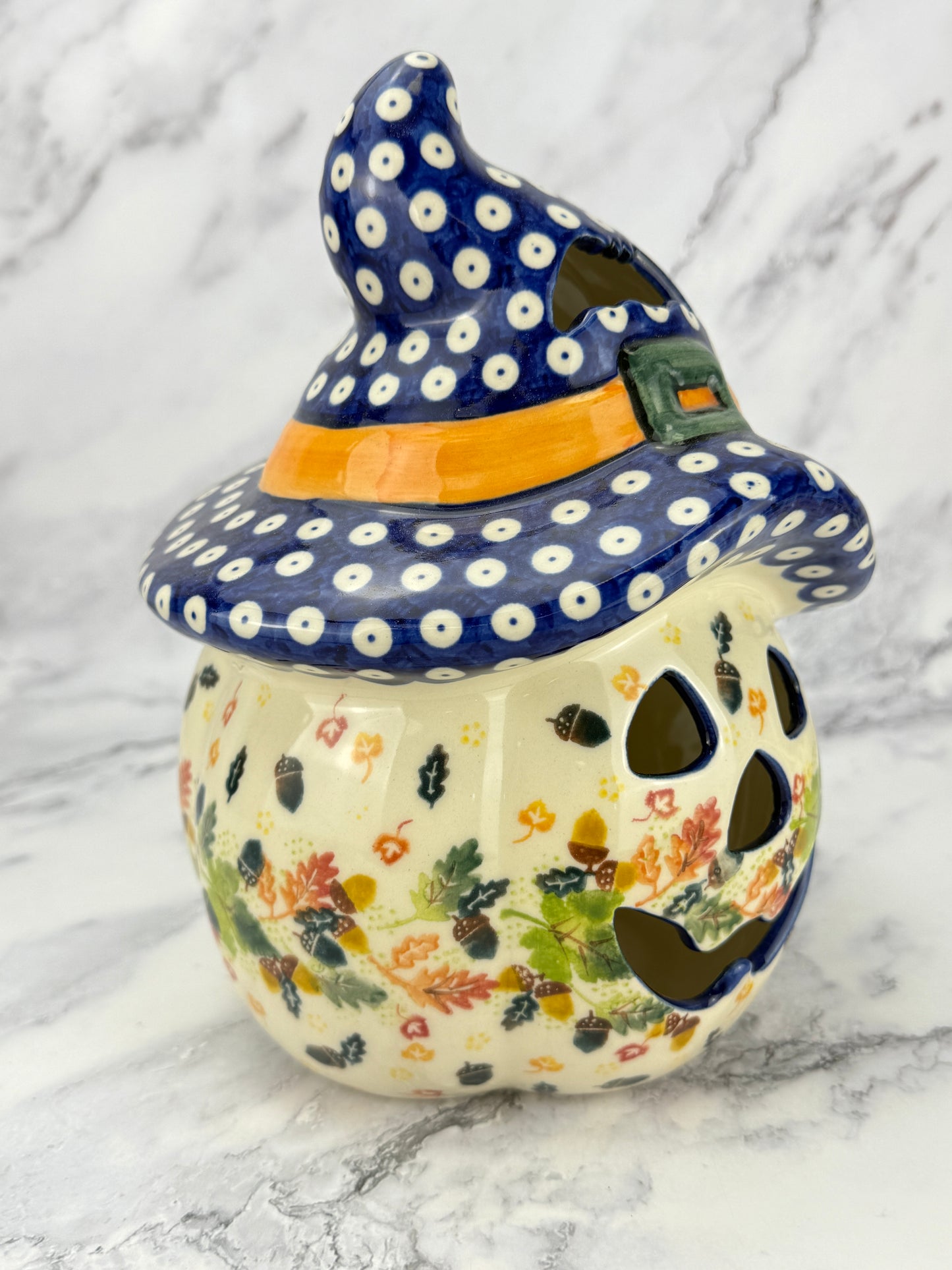 SALE Medium Unikat Pumpkin with Hat - Pattern CU497