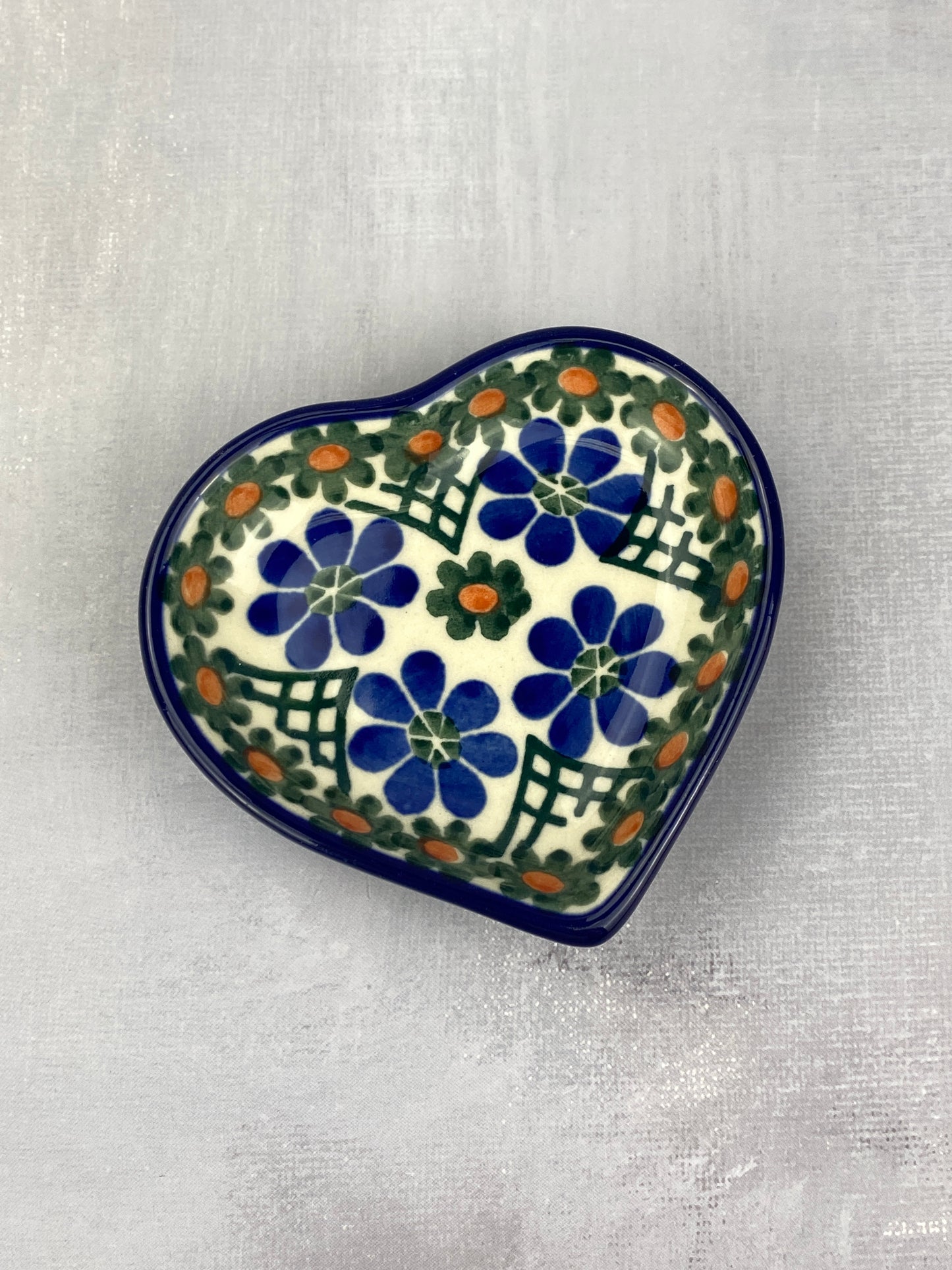 Heart Dish - Shape B64 - Pattern 854A