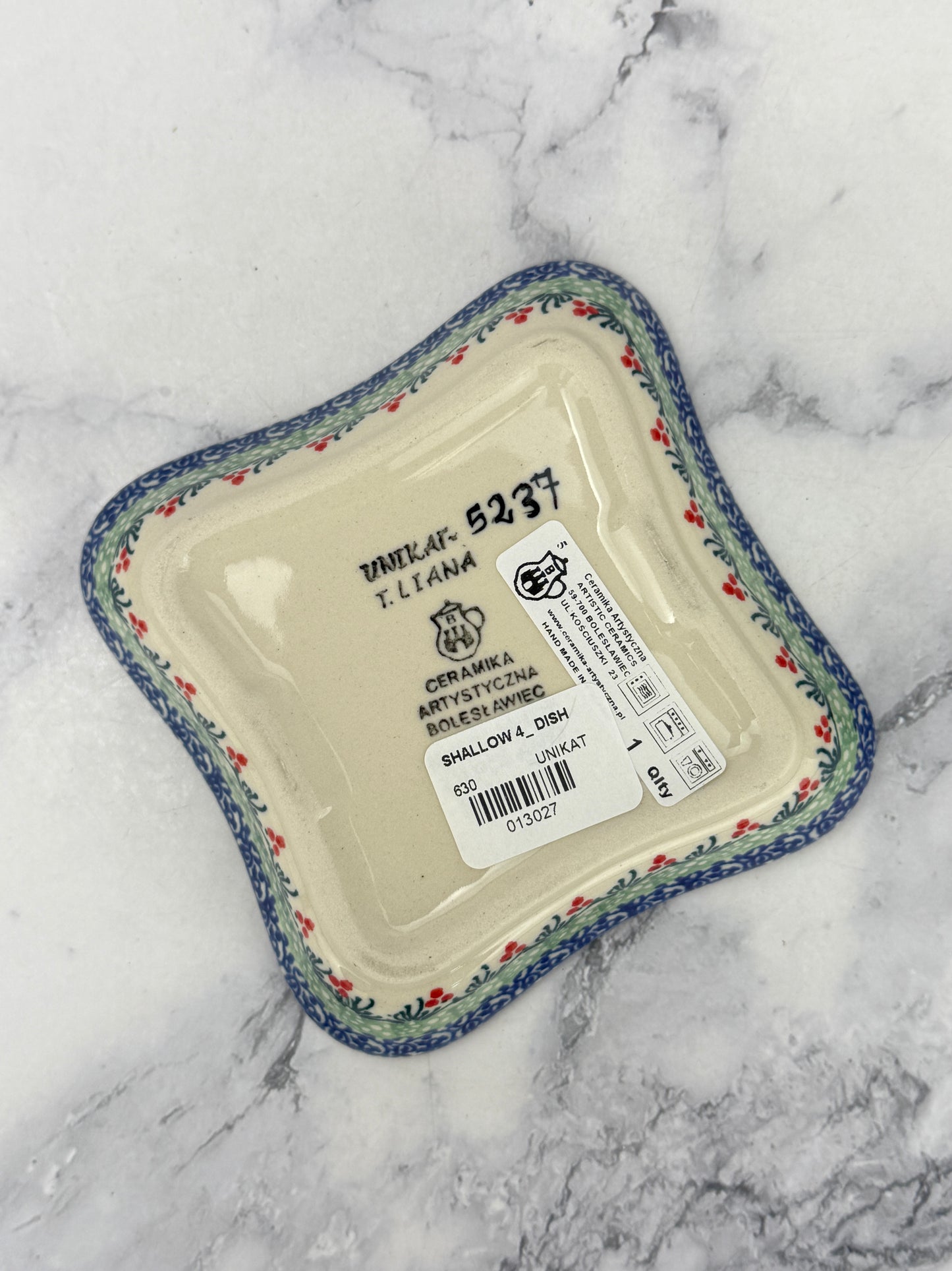 Wavy 4" Unikat Dish - Shape 630 - Pattern U5237