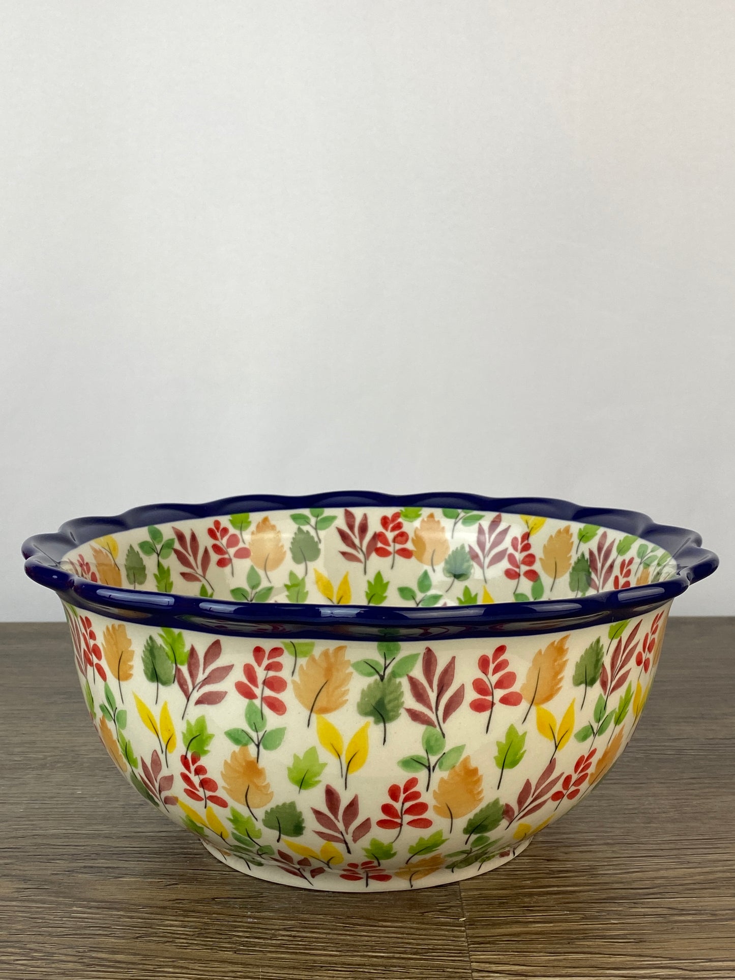 SALE Large Unikat Ruffled Bowl - Shape 628 - Pattern U4909