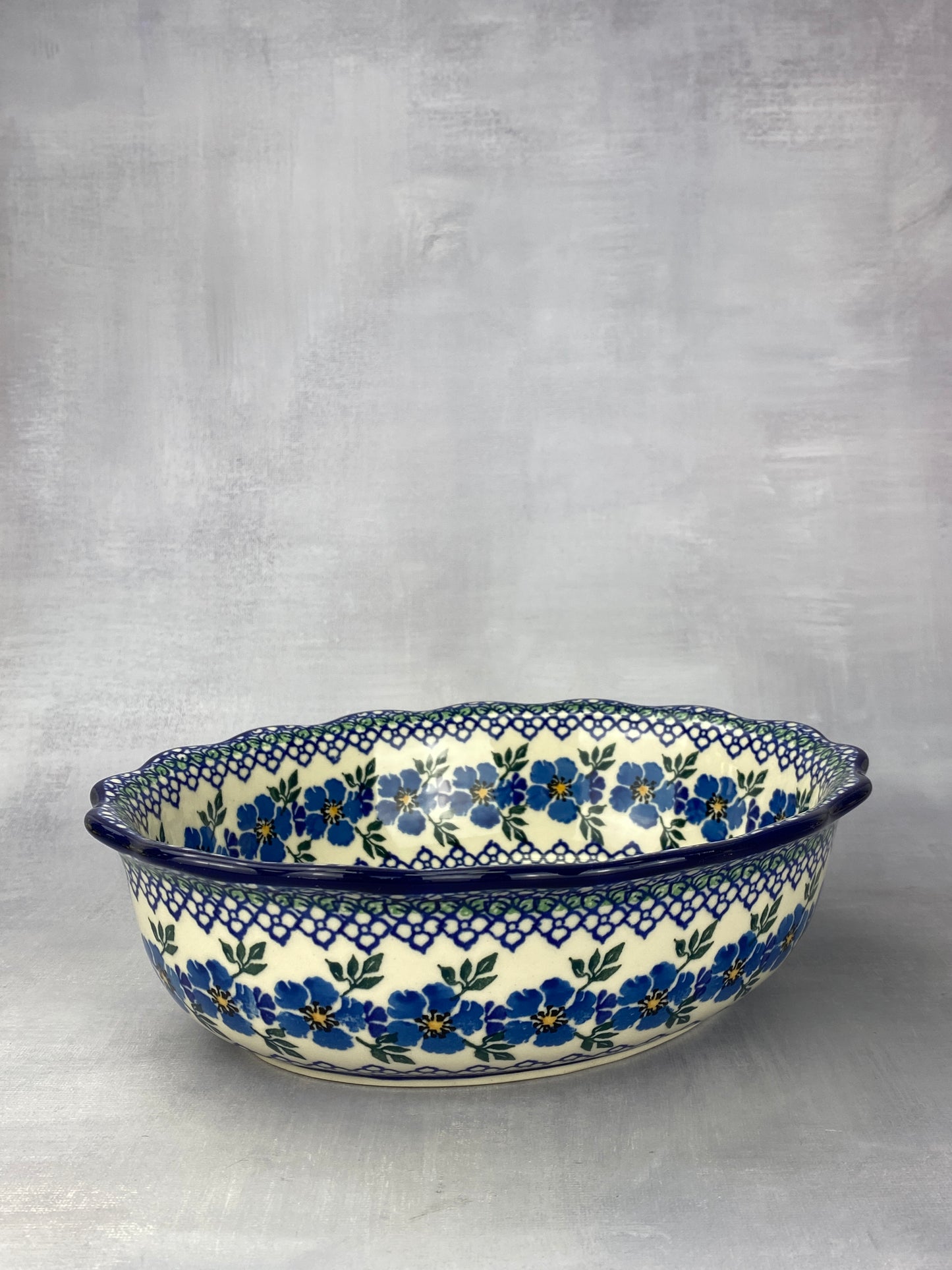 Scalloped Oval Bowl - Shape D78 - Pattern 1382