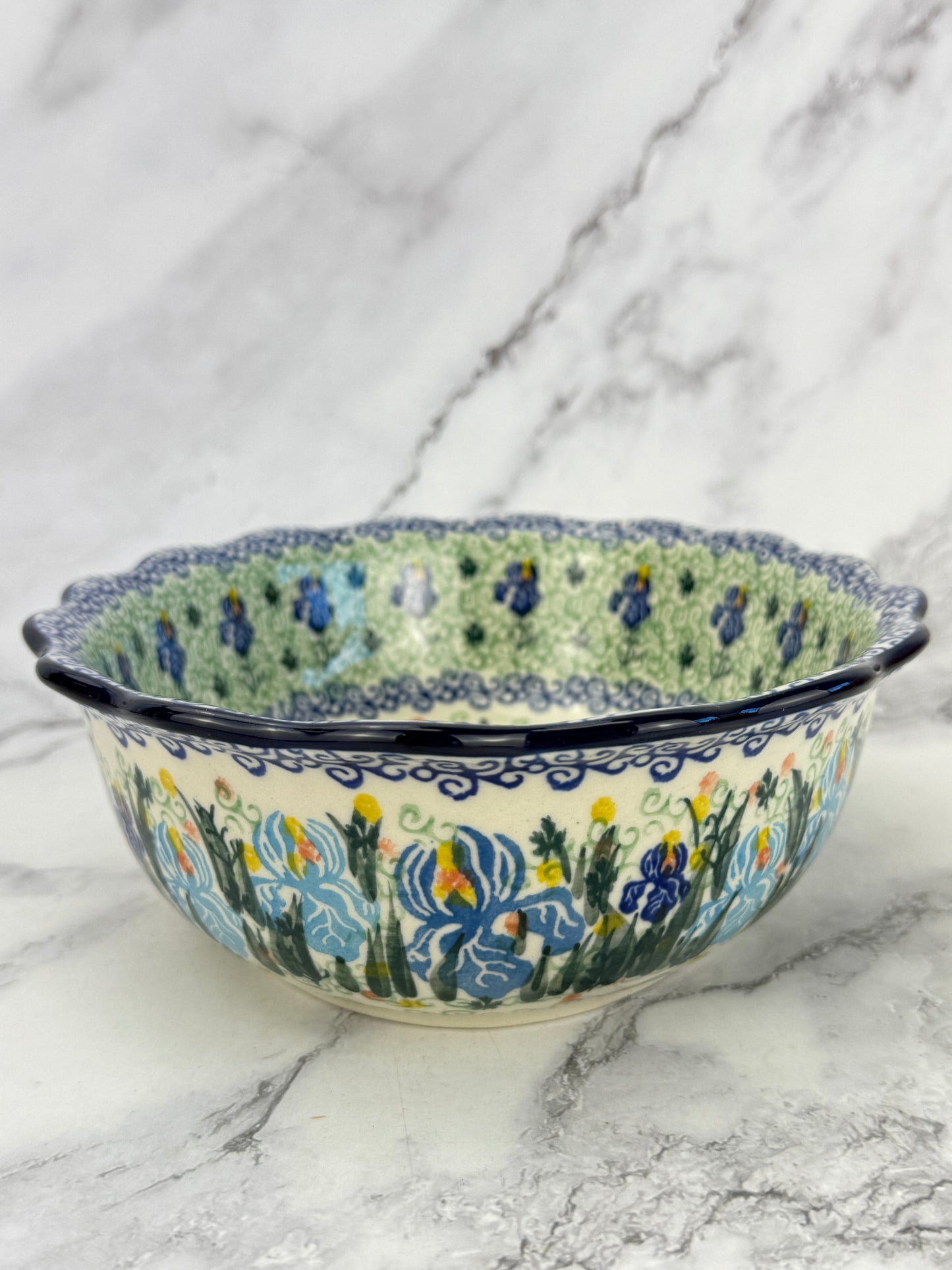 Scalloped Unikat Oval Bowl - Shape D78 - Pattern U2712