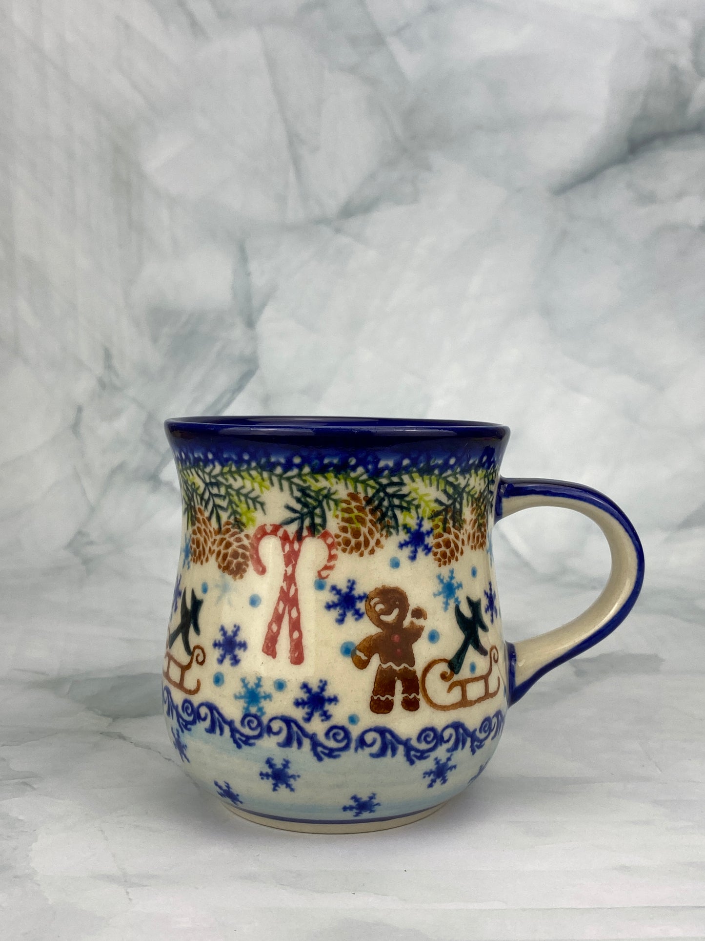 Vena Unikat 8oz Holiday Mug - Shape V053 - Gingerbread Men Pattern U626