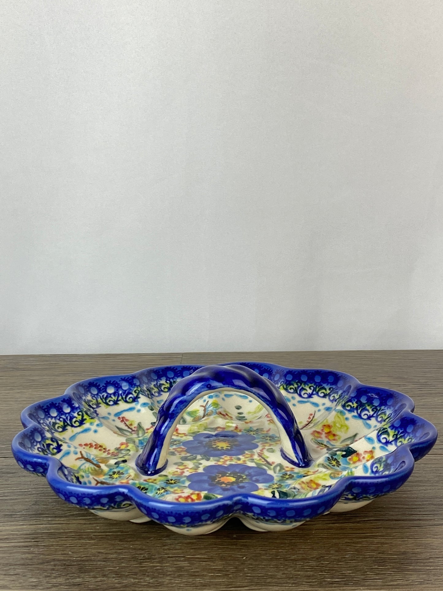 Unikat Egg Plate - Shape V131 - Blue Floral