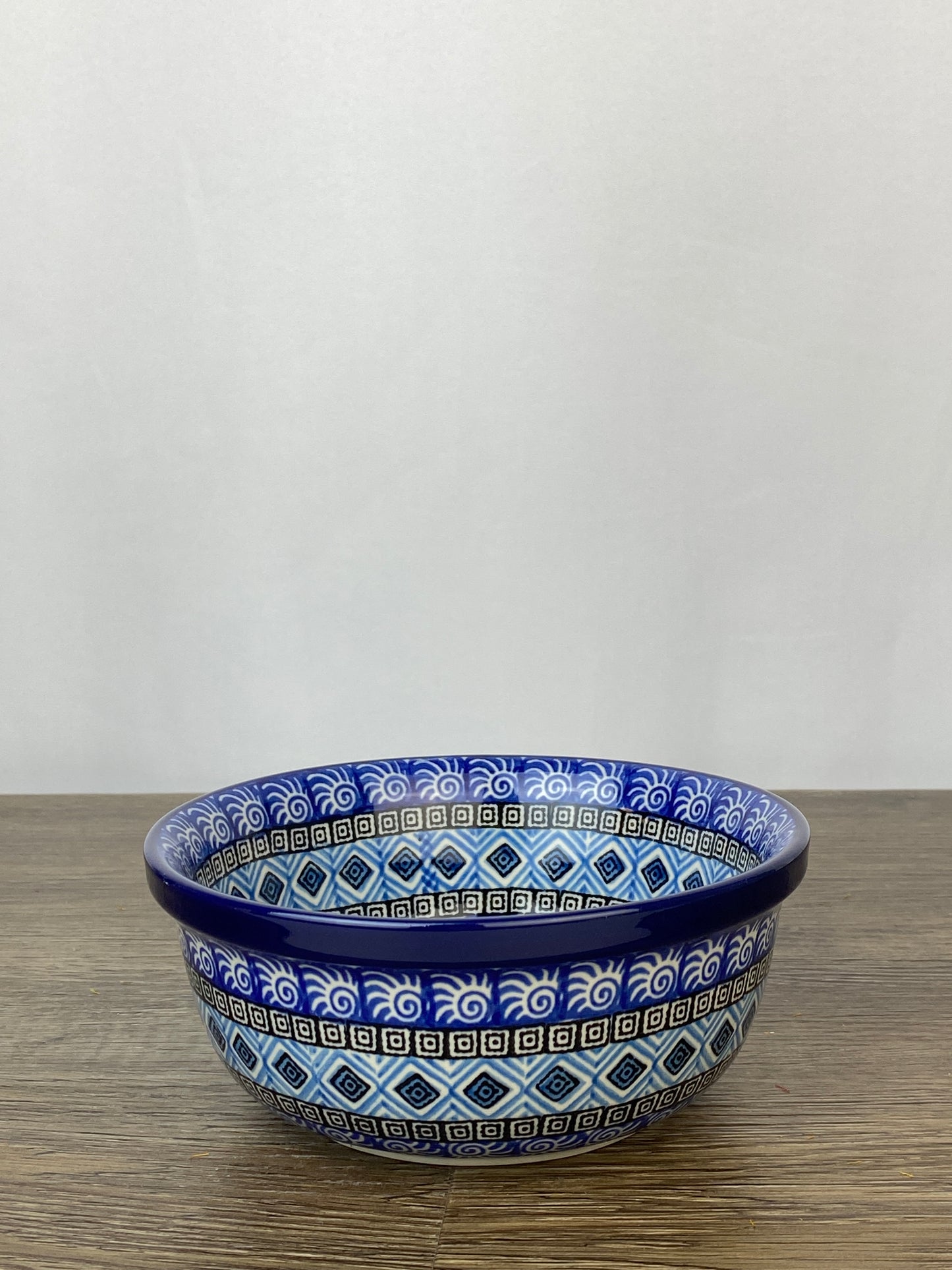 Cereal / Berry Bowl - Shape 209 - Pattern 1917