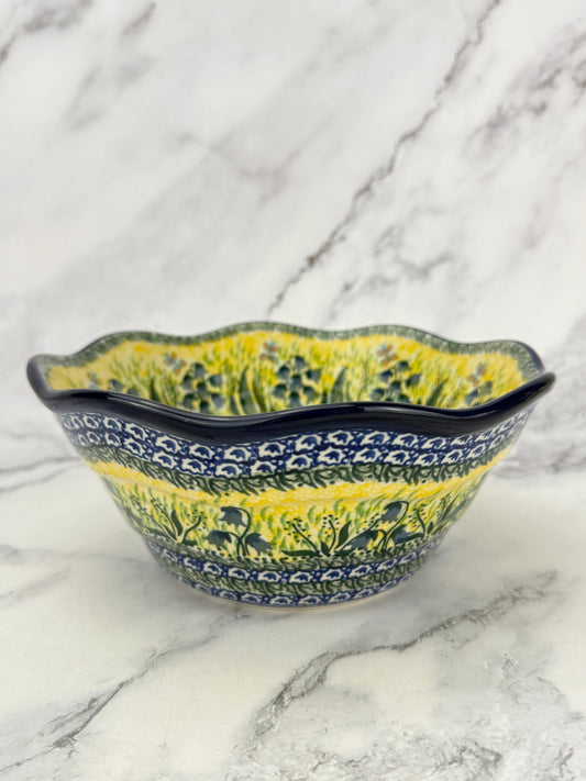 Small Wavy Unikat Bowl - Shape 691 - Pattern U1483