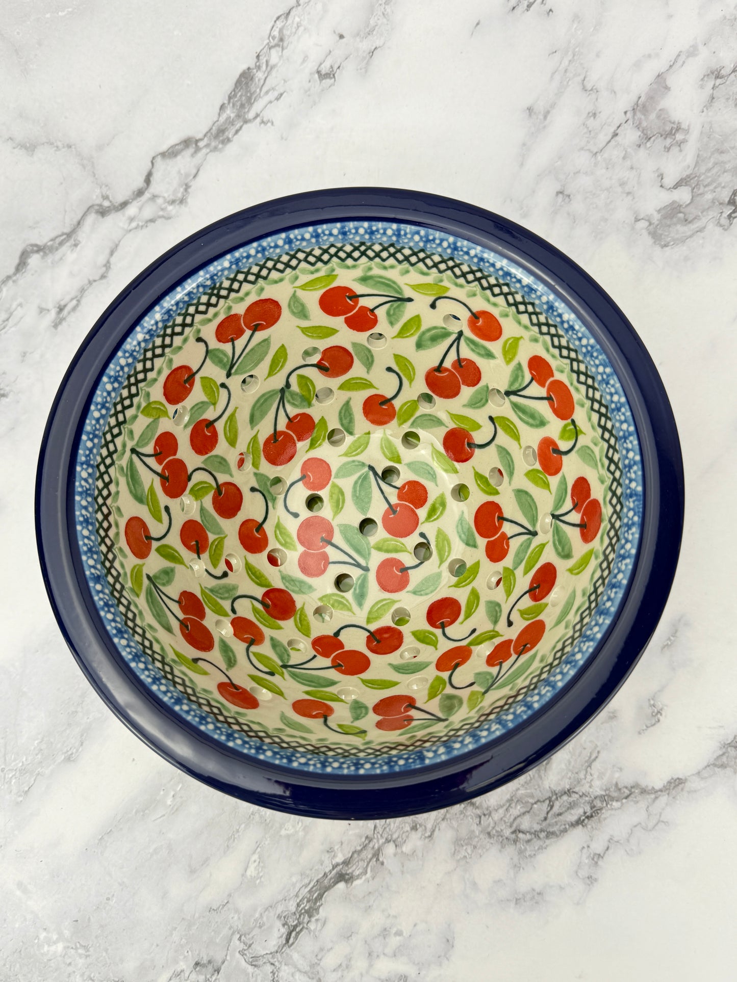 Berry Bowl - Shape 470 - Pattern 3250