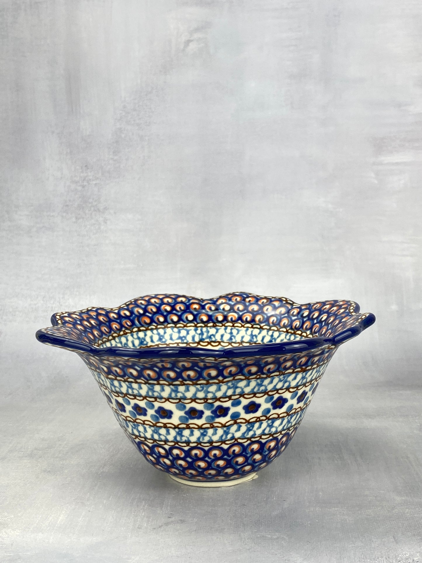 Small Flared Unikat Bowl - Shape A80 - Pattern U408C