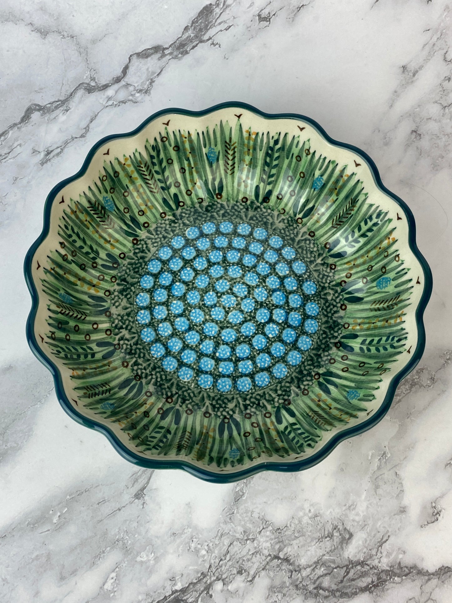 Unikat Scalloped Bowl - Shape 974 - Pattern U803