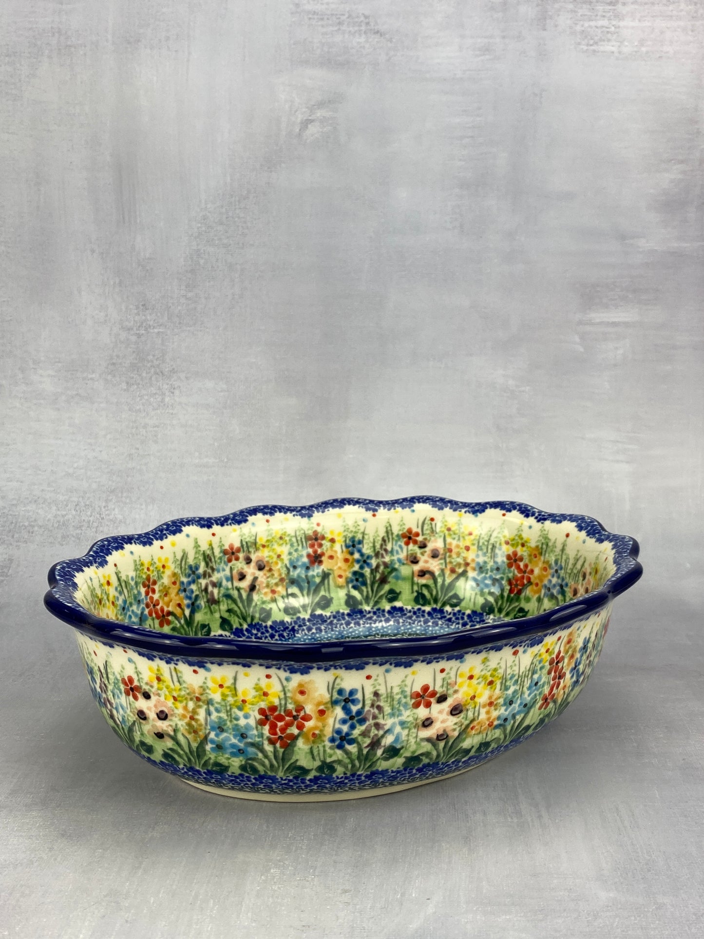 Scalloped Unikat Oval Bowl - Shape D78 - Pattern U4893