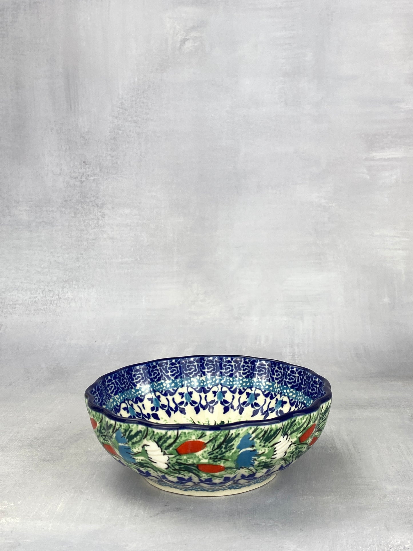 4.5" Unikat Scalloped Bowl - Shape 23 - Pattern U4953