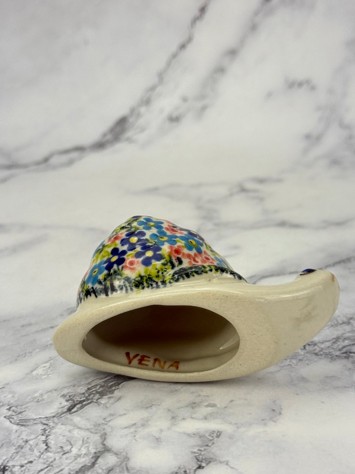 Snail Figurine - Shape V415 - Pattern Pink Posy