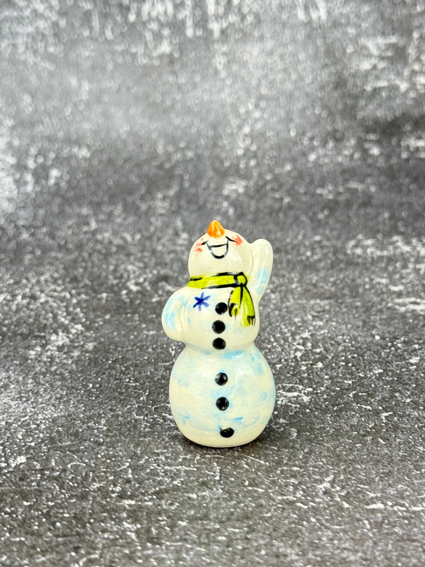 Vena Mini Snowman Figurine - Shape V682