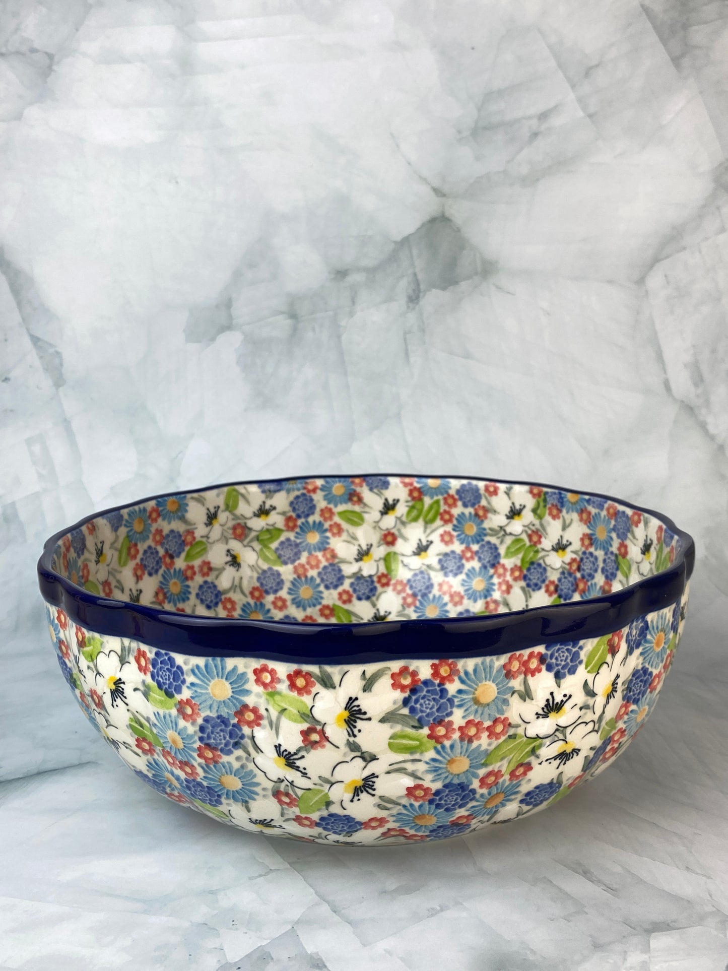 11" Wavy Unikat Serving Bowl - Shape 013 - Pattern U5158