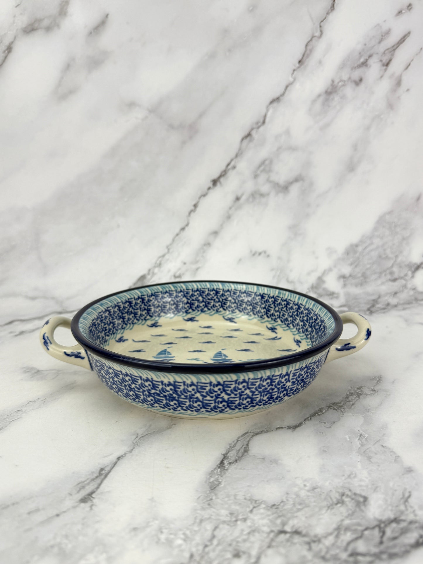 Small Round Baker with Handles - Shape C40 - Pattern 2932
