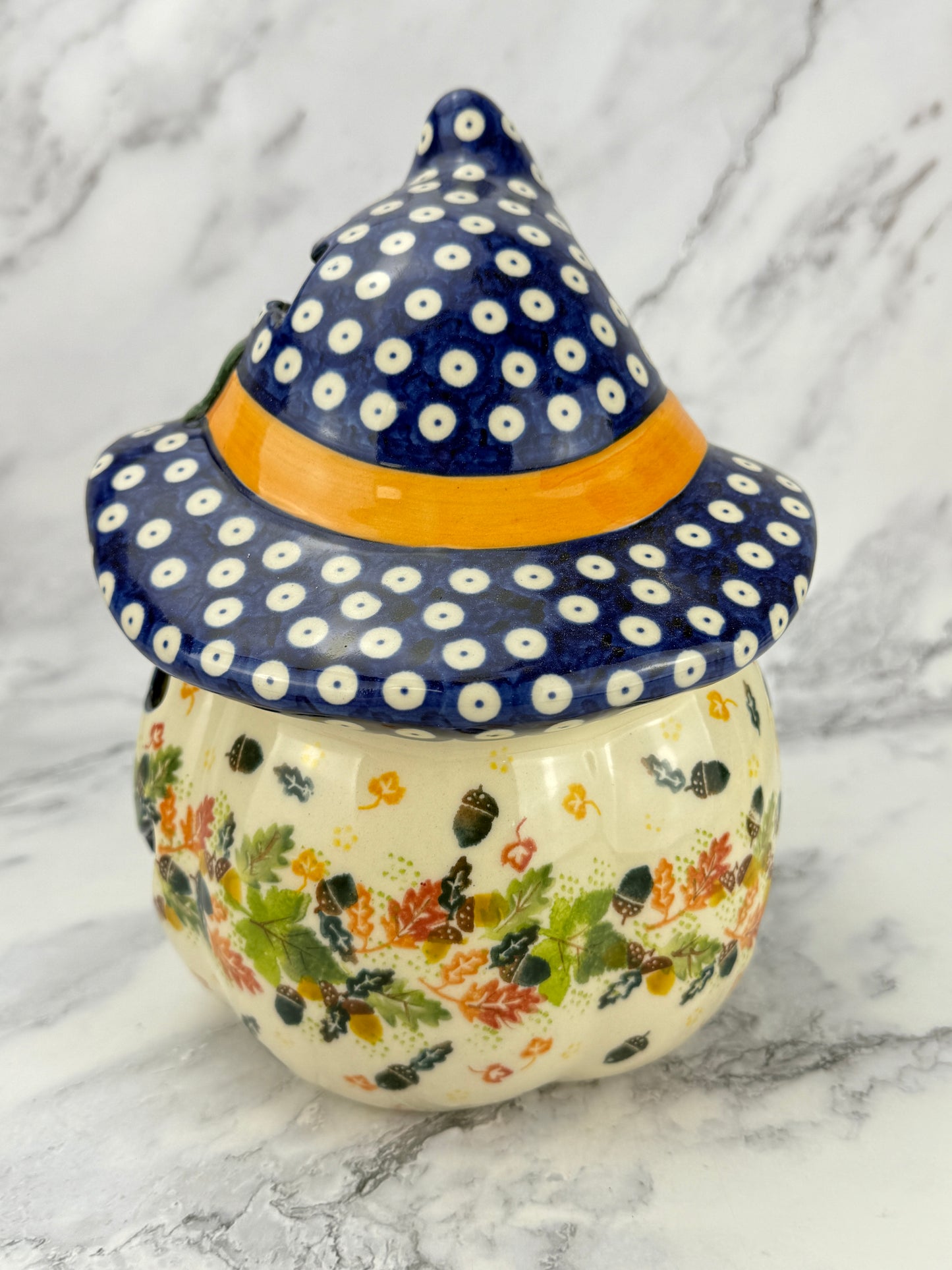 SALE Medium Unikat Pumpkin with Hat - Pattern CU497
