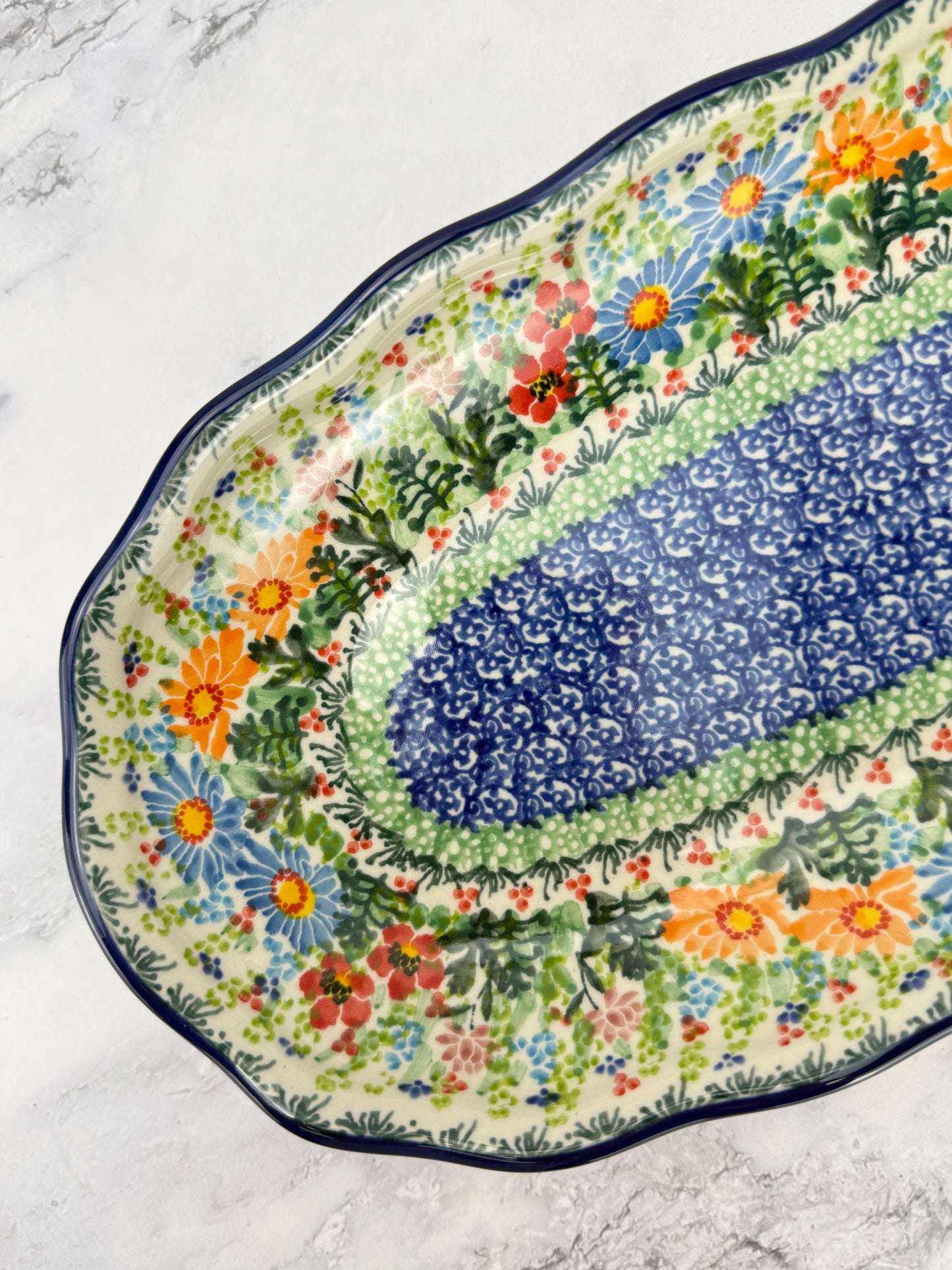 Scalloped Unikat Tray - Shape A42 - Pattern U5237