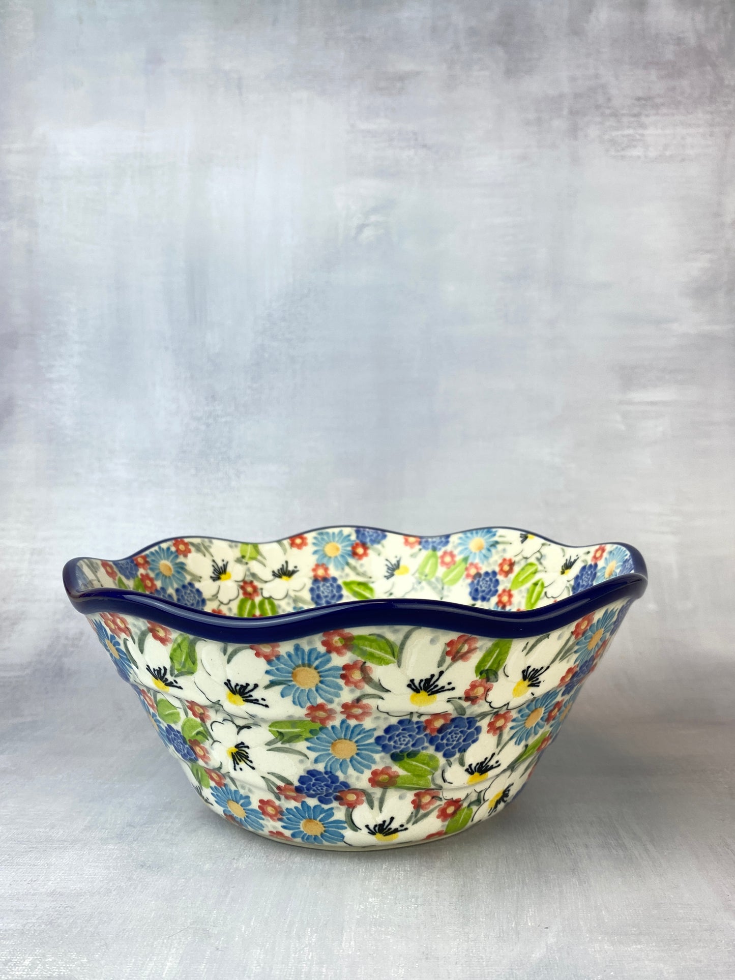 Small Wavy Unikat Bowl - Shape 691 - Pattern U5158