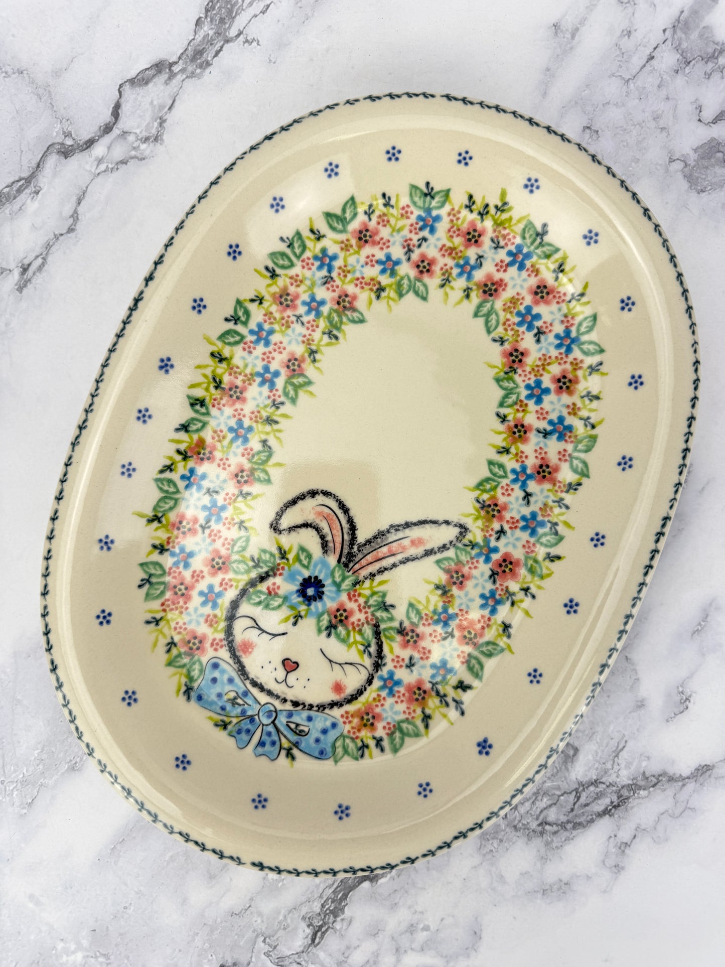 Vena Unikat Tray - Shape V115 - Blue Bow Tie Bunny