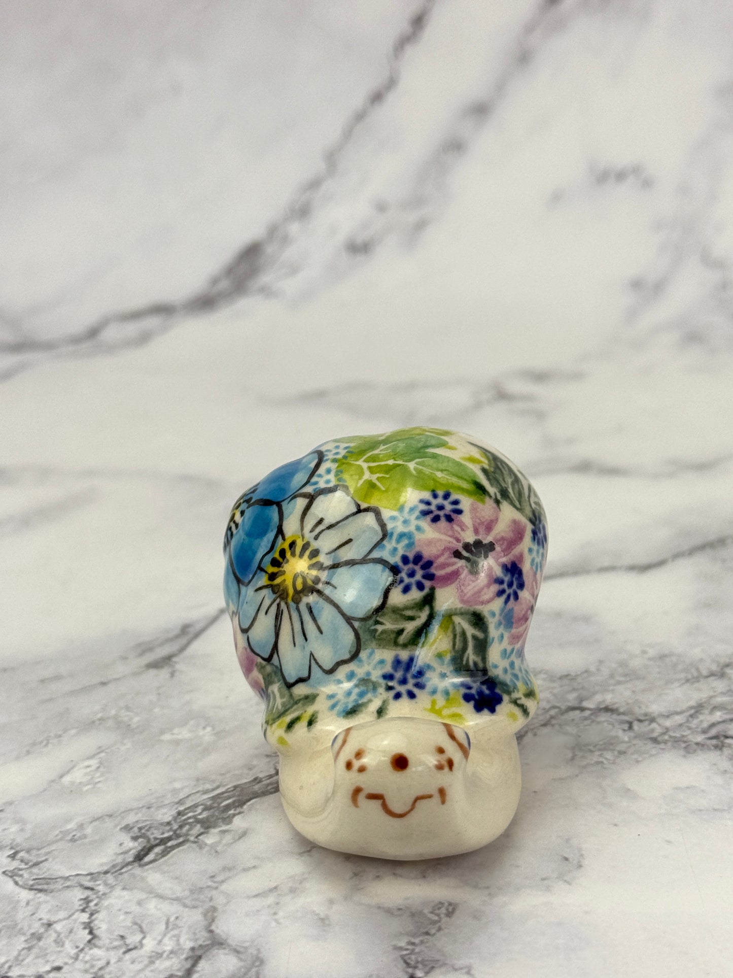 Snail Figurine - Shape V415 - Pattern Skyline Petal