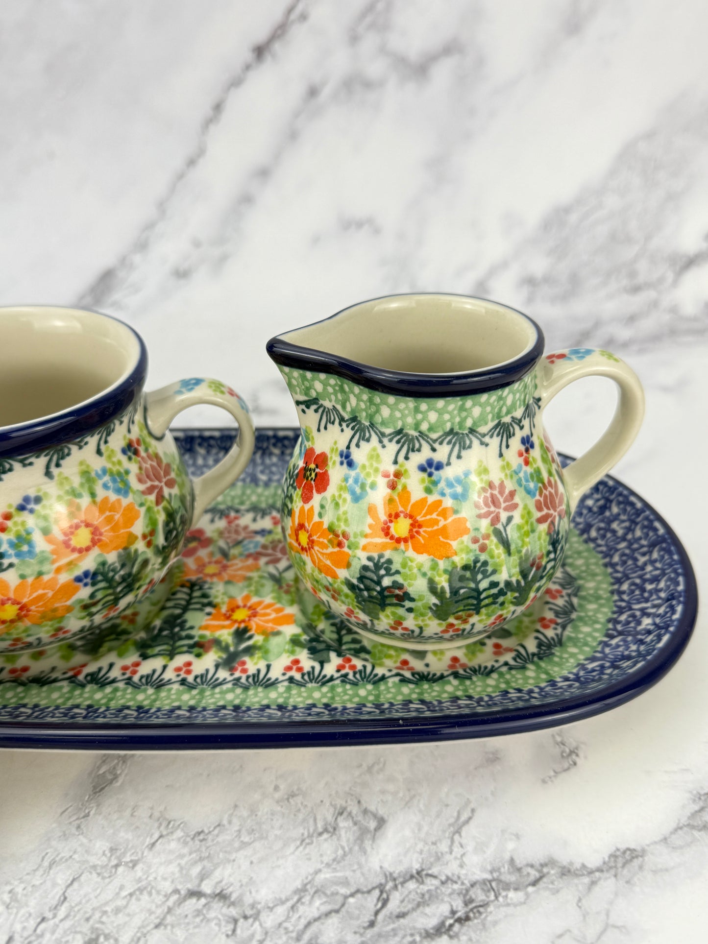 Unikat Creamer and Sugar with Tray - Shape 422 - Pattern U5237