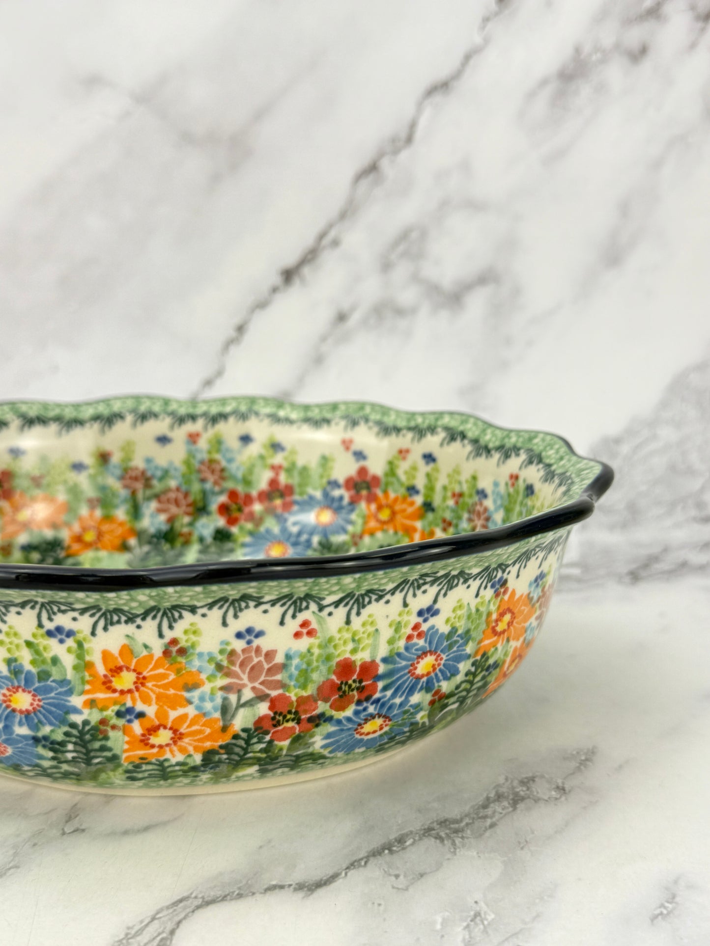 Scalloped Unikat Oval Bowl - Shape D78 - Pattern U5237