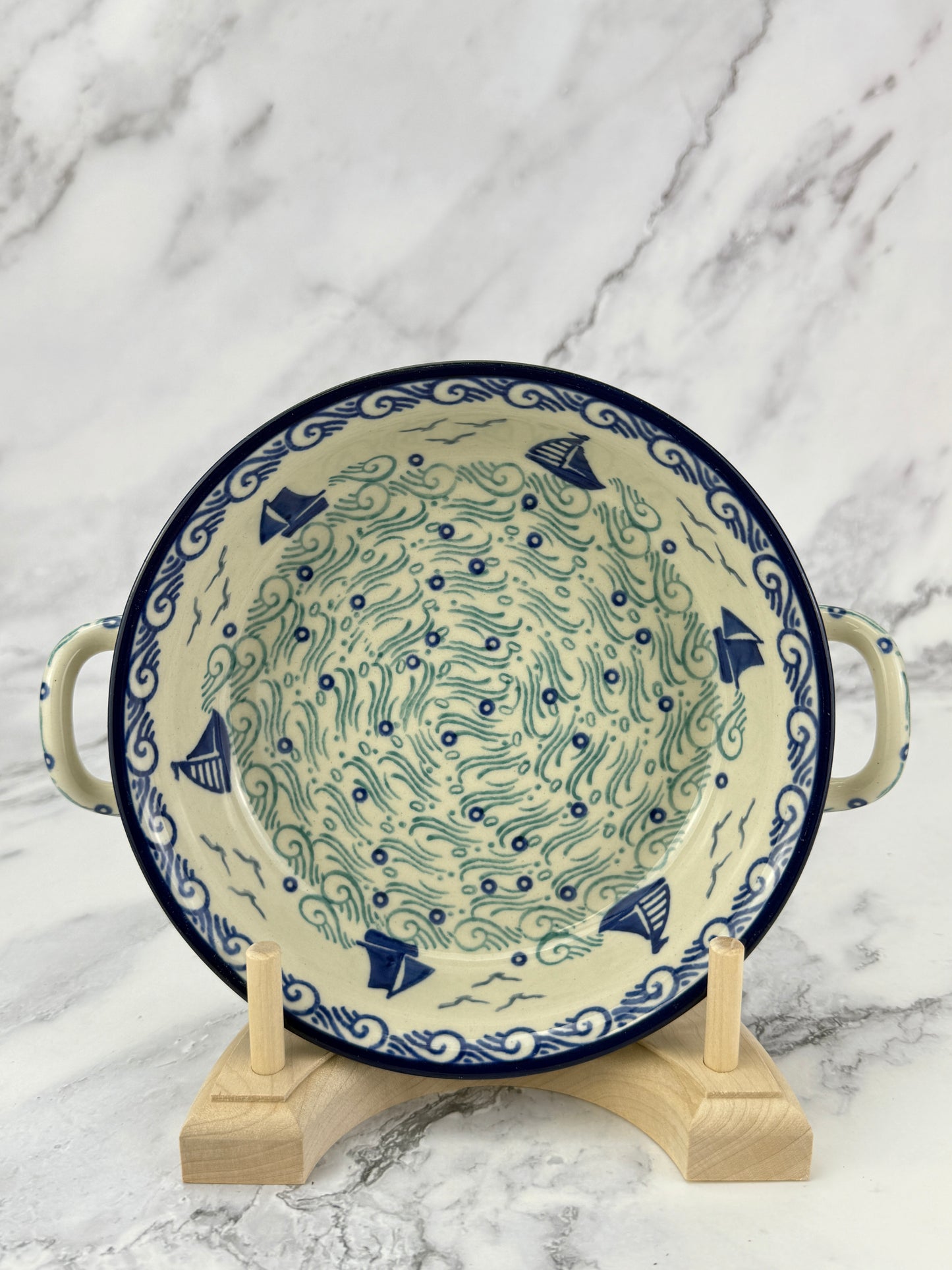 Small Round Baker with Handles - Shape C40 - Pattern 2988