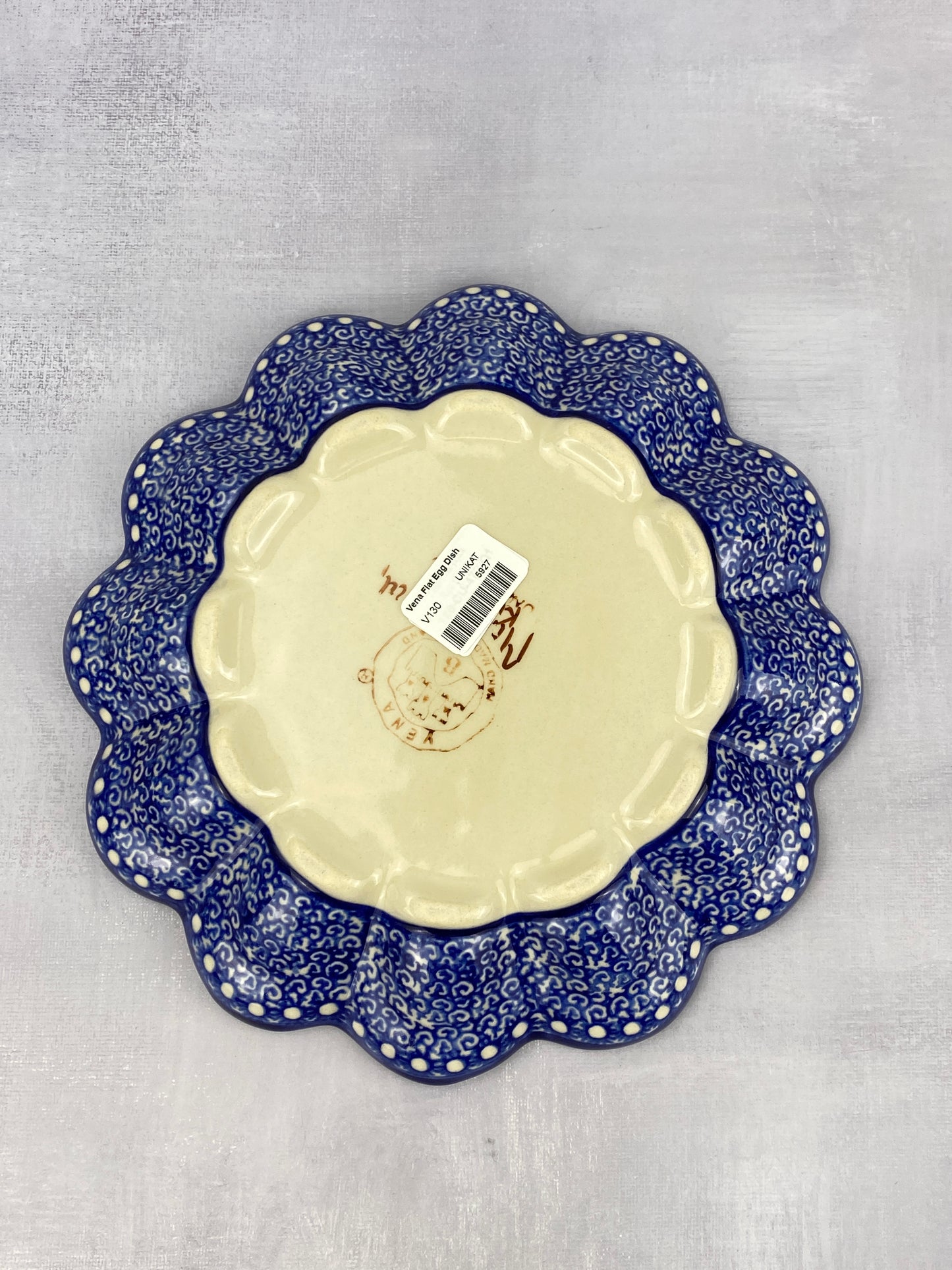 Unikat Egg Plate - Shape V131 - Bold Floral