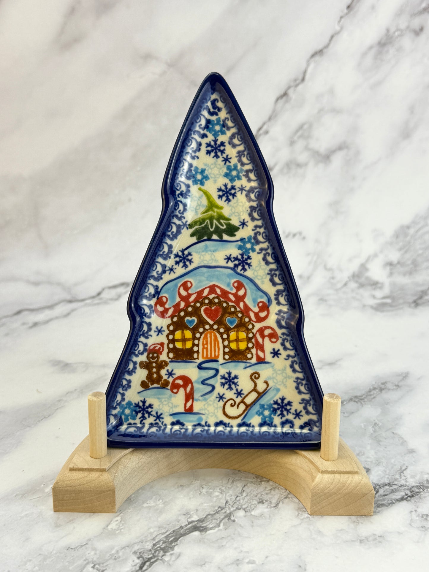 Vena Small Christmas Tree Plate - Shape V669 - Gingerbread