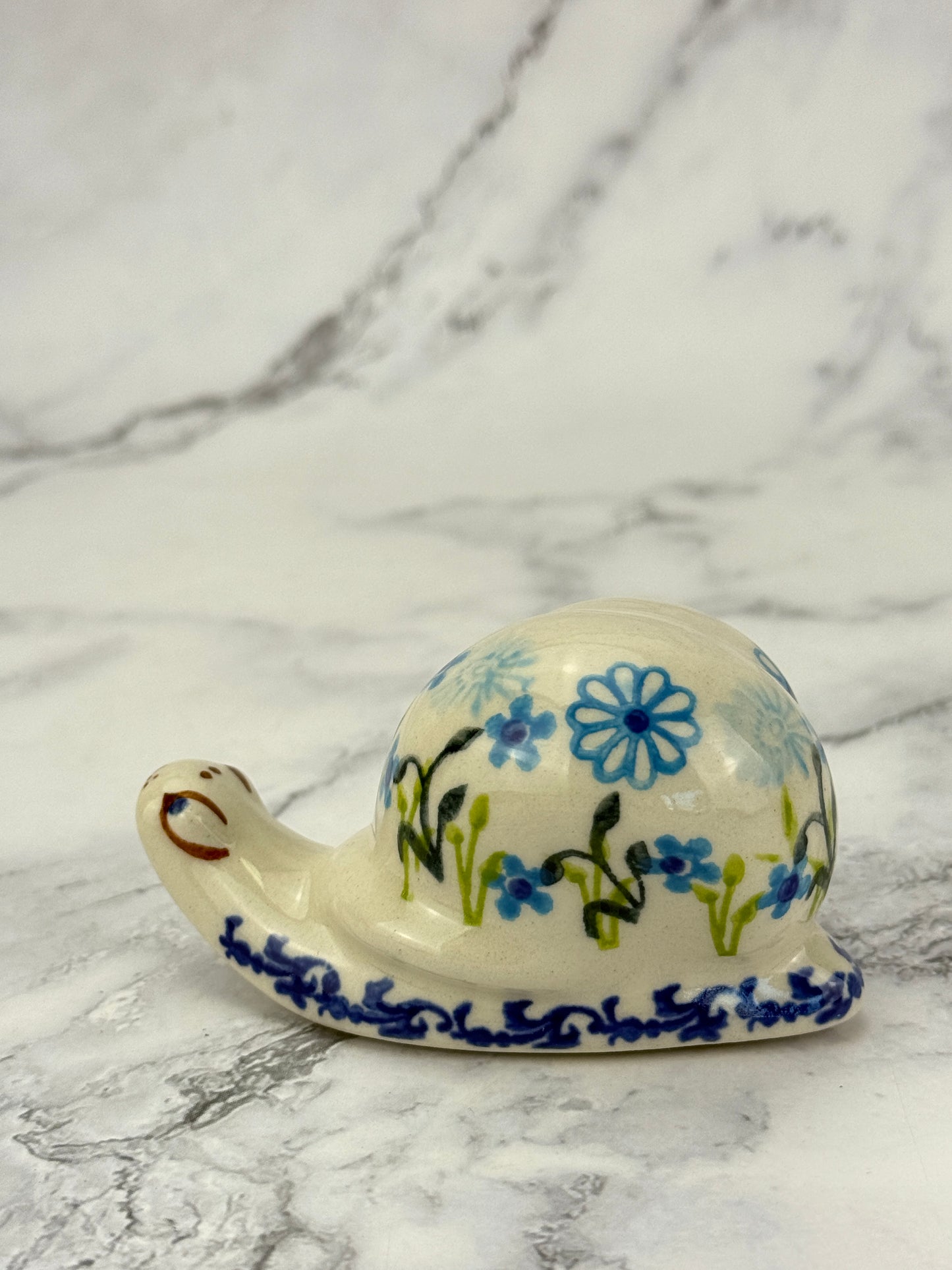 Snail Figurine - Shape V415 - Pattern Royal Garden