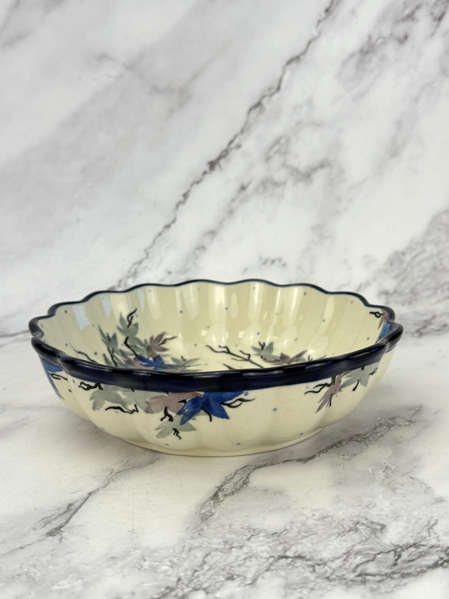 Unikat Scalloped Bowl - Shape 973 - Pattern U5073
