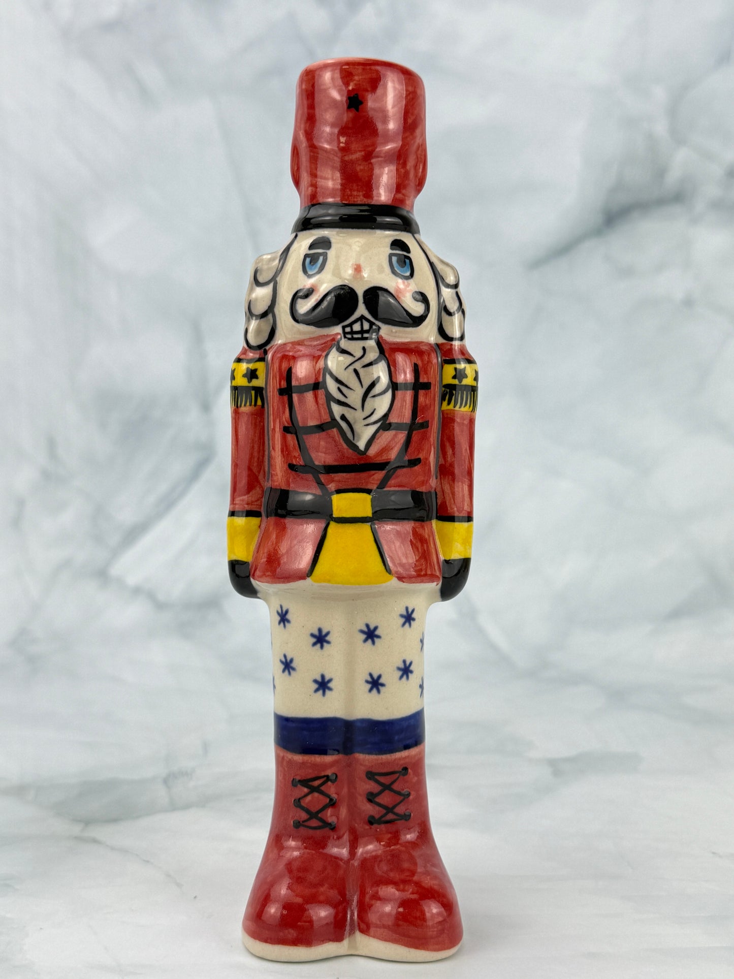 HOLIDAY SPECIAL Vena Medium Nutcracker Figurine - Shape V654 - Stars