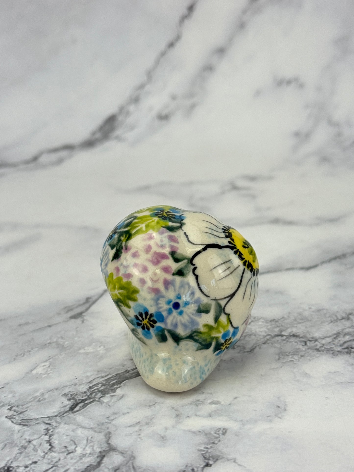 Snail Figurine - Shape V415 - Pattern Purple Passion