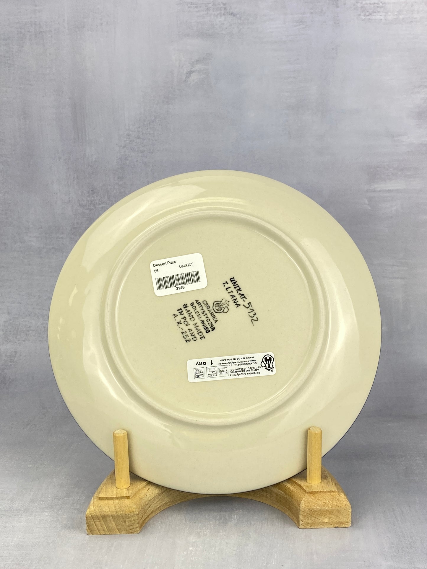 8" Unikat Dessert Plate - Shape 86 - Pattern U5132