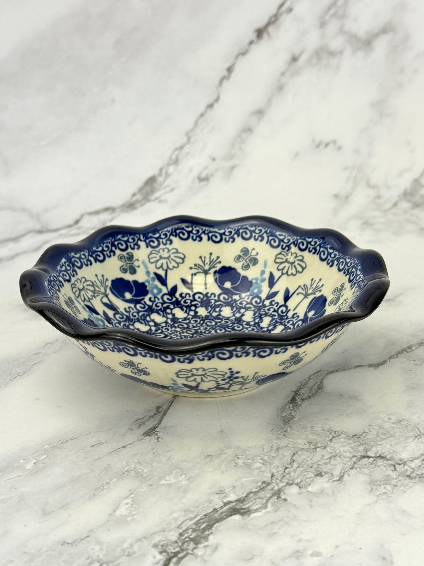 Medium Ruffled Bowl - Shape 625 - Pattern 2902