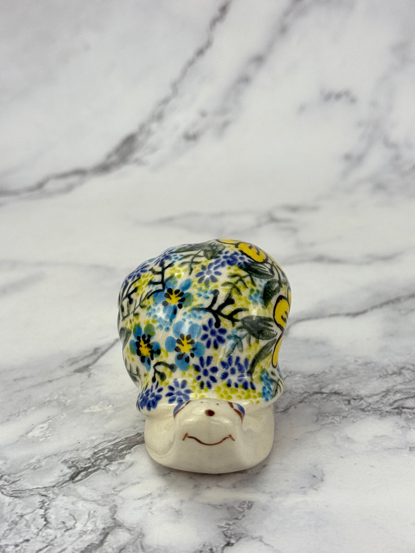 Snail Figurine - Shape V415 - Pattern Yellow Flower