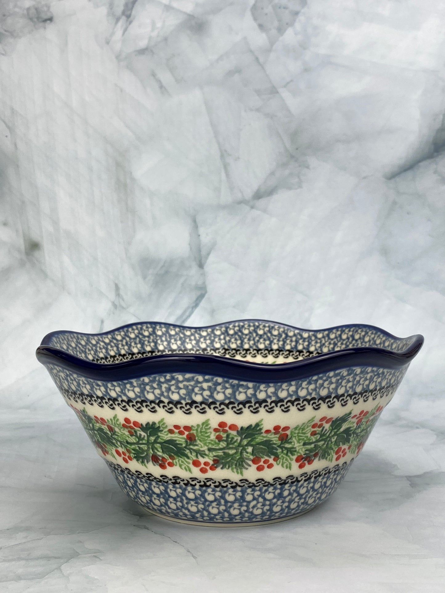 HOLIDAY SPECIAL Wavy Bowl - Shape 691 - Pattern 1734